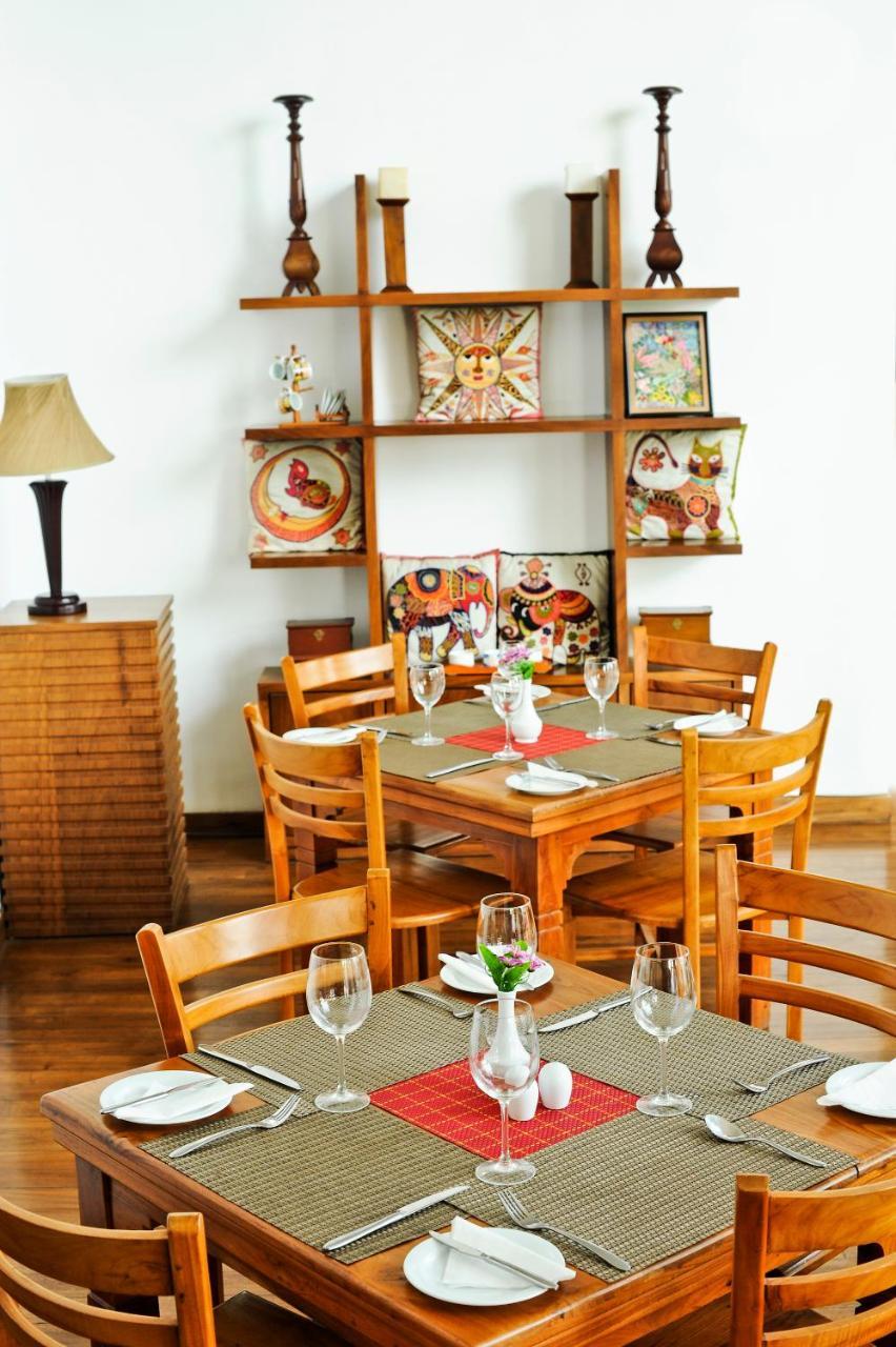 Hotel See Kandy Kültér fotó